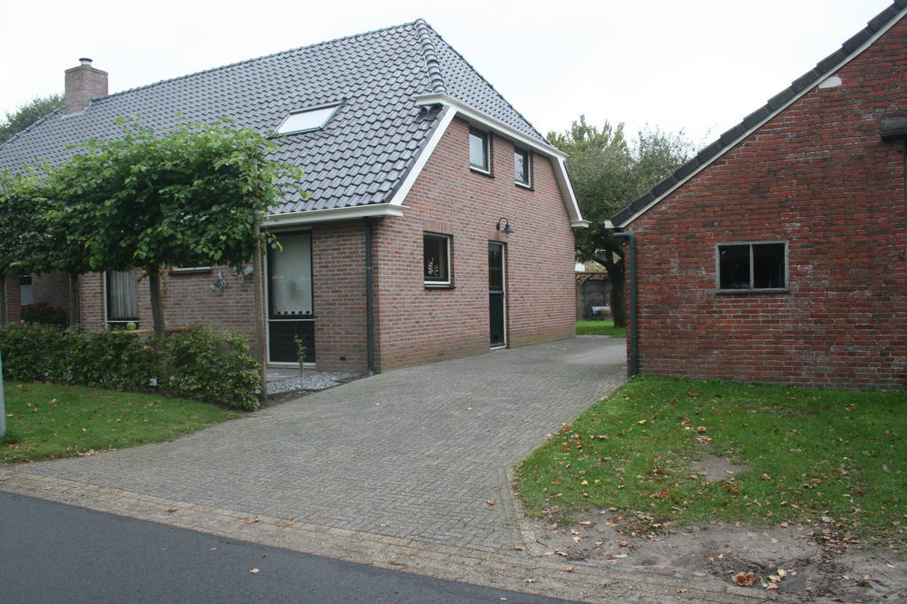 De Pompstee Rolde Bed & Breakfast Exterior photo